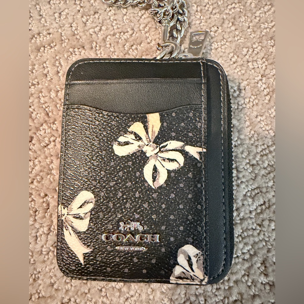 Coach Zip Card Case With Bow Print - Picture 3 of 5